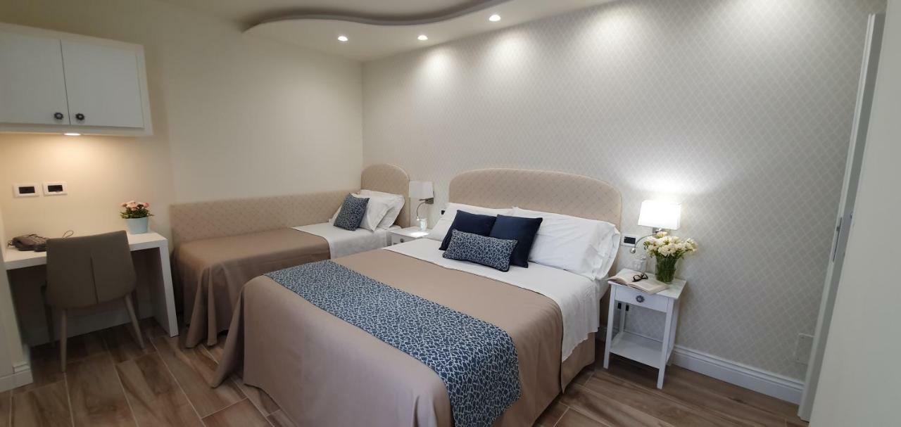 Ines Bed And Breakfast Giardini Naxos Exterior foto