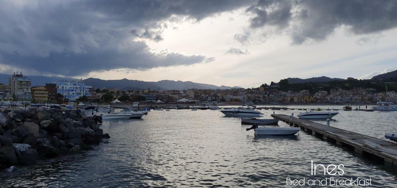 Ines Bed And Breakfast Giardini Naxos Exterior foto