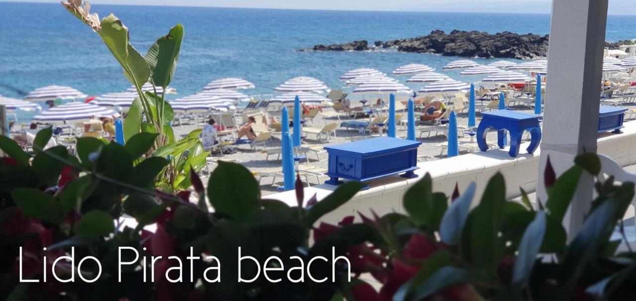 Ines Bed And Breakfast Giardini Naxos Exterior foto